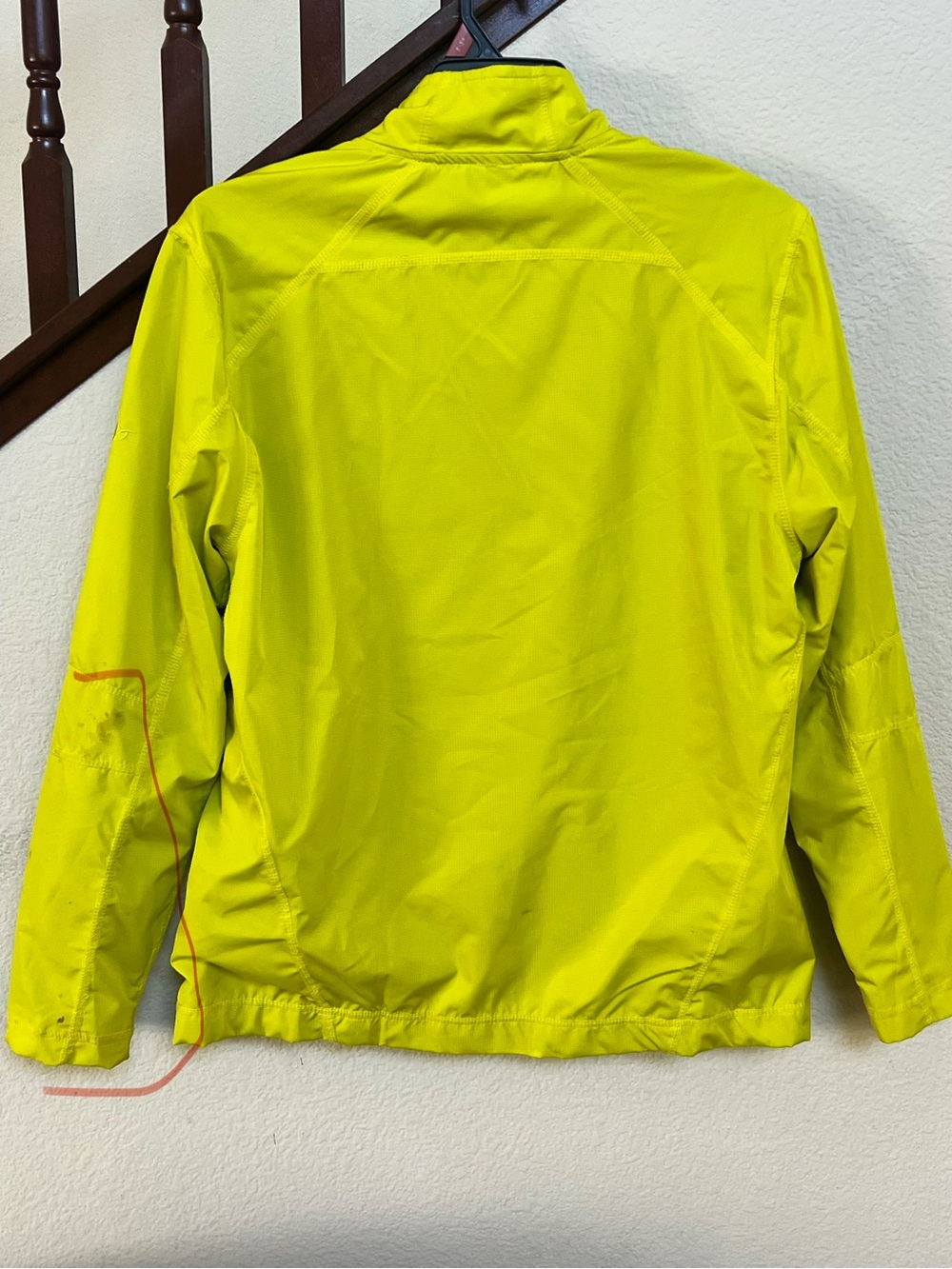 Windbreaker/Jacket - Picture 2 of 3
